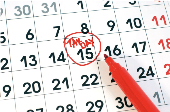 IMAGE OF A CALENDAR DEPICTING THE 15TH OF APRIL THE DEADLINE FOR TAXES
